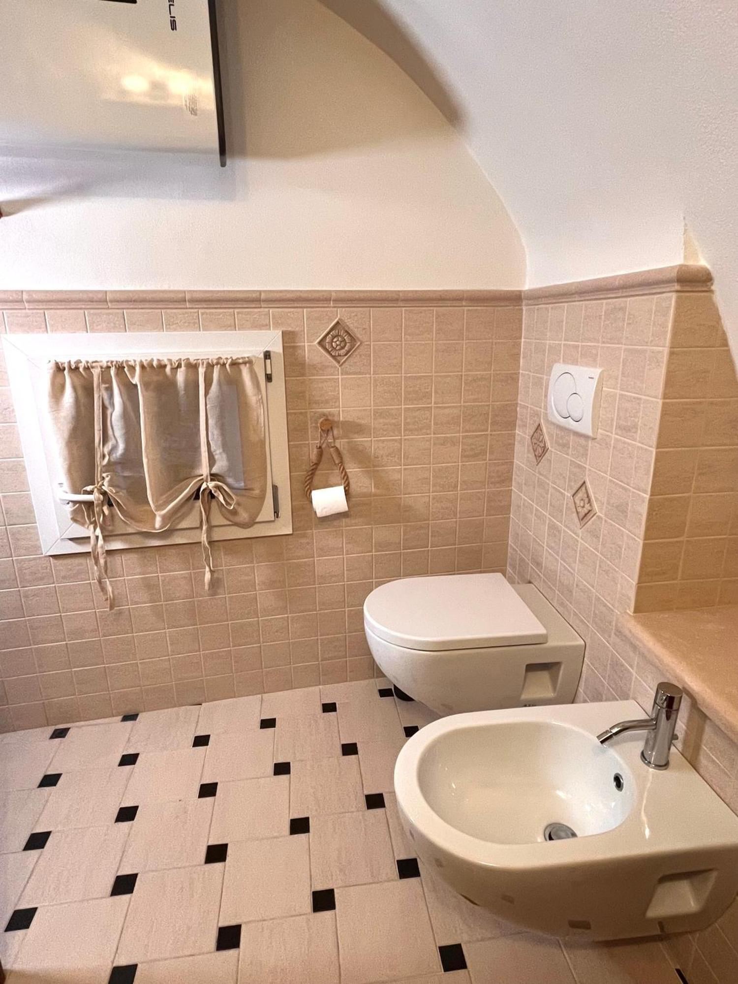 Ca' Pecina - Casa Vacanze Dolceacqua Buitenkant foto